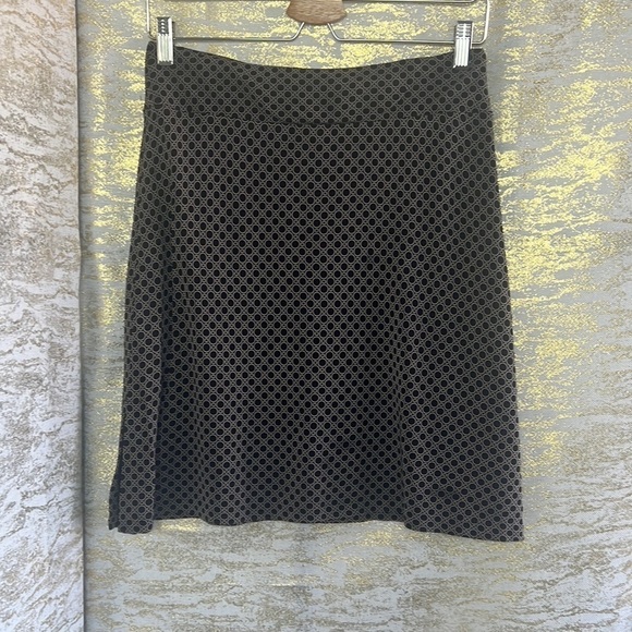 Gap Black/Beige Circle Print Stretch Pull On A Line Skirt Size M - Picture 2 of 14